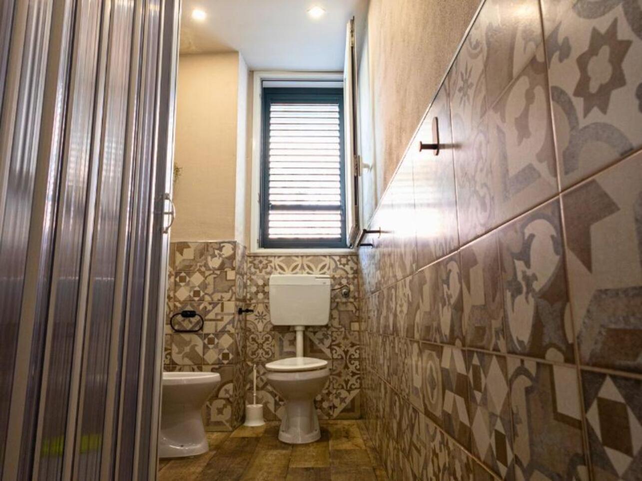 Lovely Apartment In Palermo-Sferracavallo Buitenkant foto